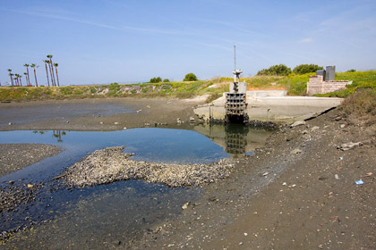 Del Rey Lagoon Tidal Dam